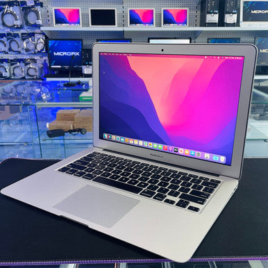 Pre-Owned Macbook Air 2015 (A1466) - Image 2